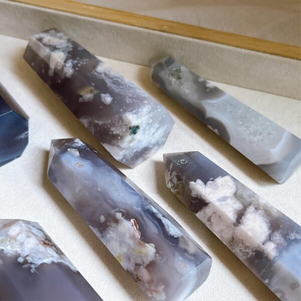 灰樱花玛瑙 | Gray Blossom Agate - Image 3